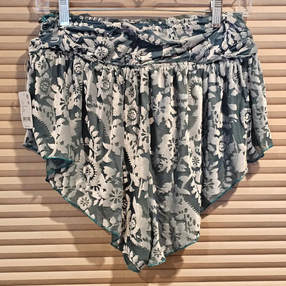 Free People Intimately Snow Angel Micro Lounge Burnout Velvet Floral Shorts L - Picture 7 of 11